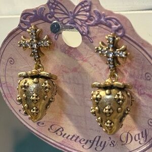 Alloy Gold-Tone Decorative Heart Drop Earrings